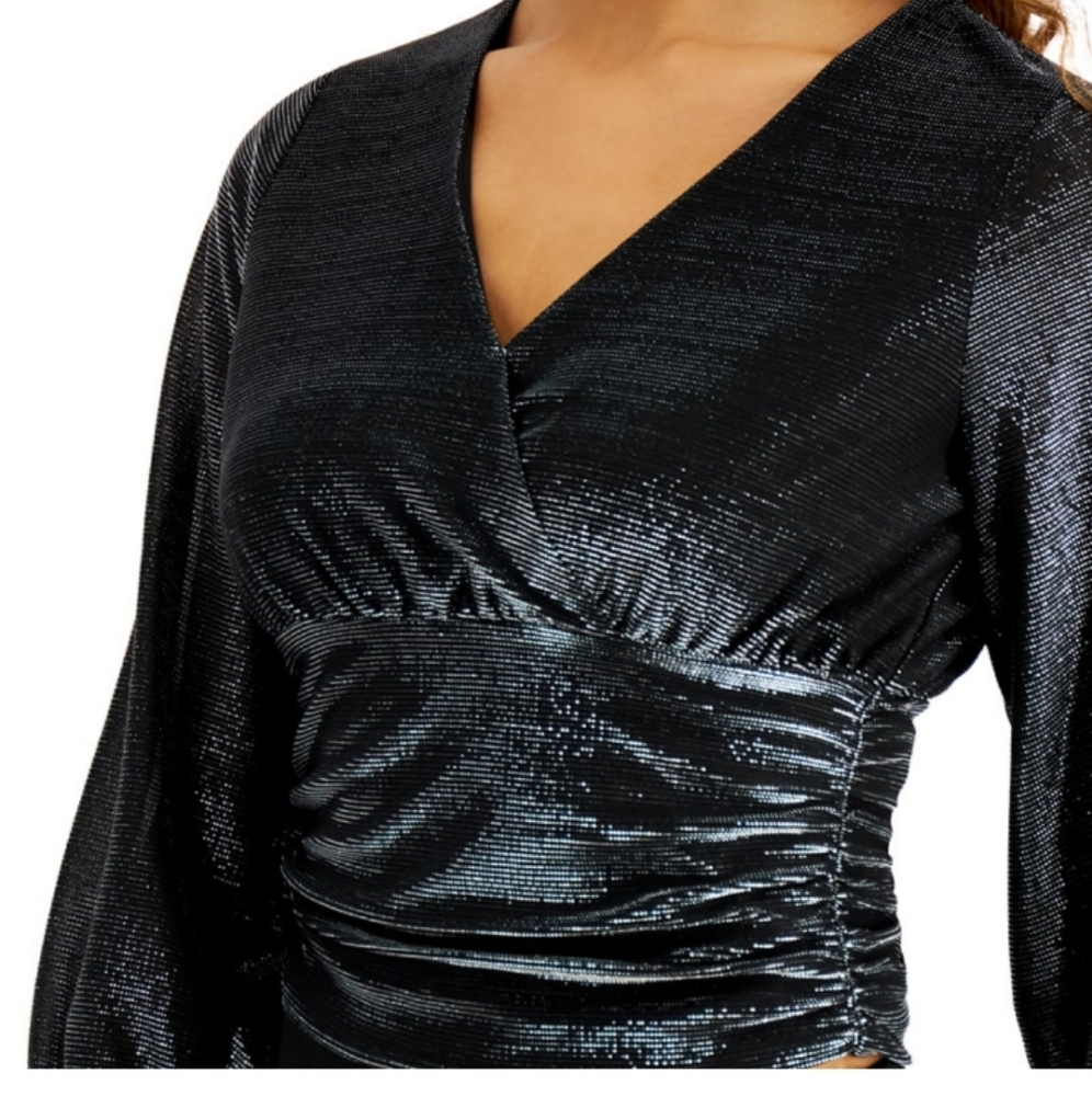 Bar lll metallic top